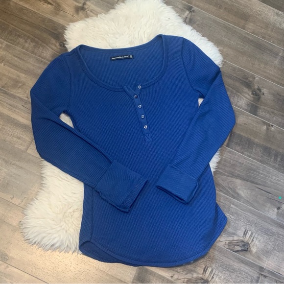 SOLD!!!! Blue Henley Button-up Long-sleeve - Picture 3 of 6